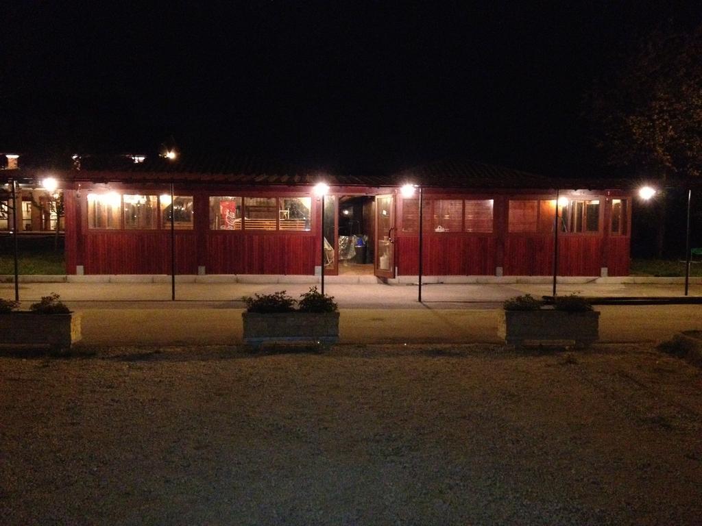Agriturismo Nonis San Vito al Tagliamento Luaran gambar